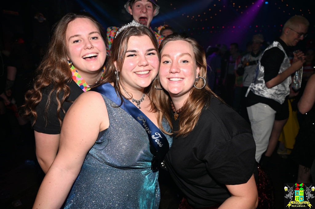 ../Images/Opwarmbal 2026 392.jpg